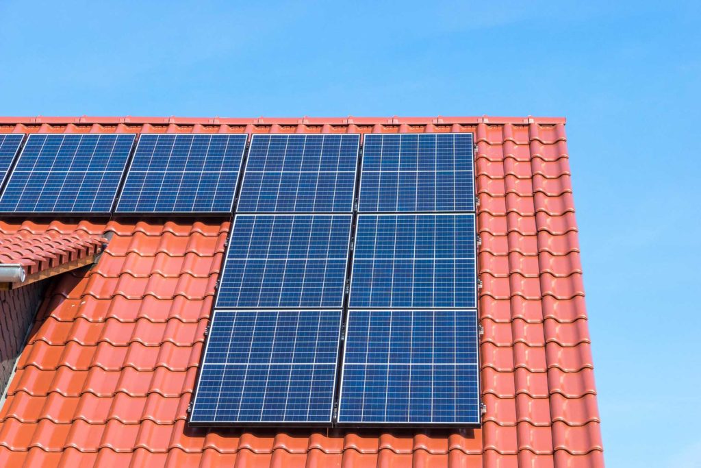 solar-panel-on-the-roof-tops-of-a-home